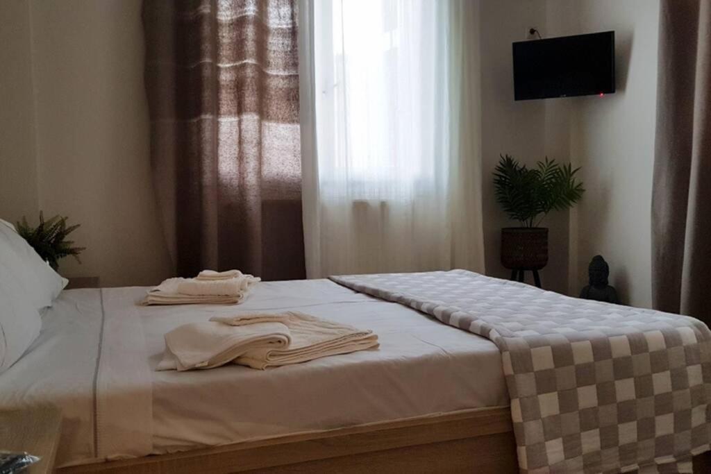 Ellis Home With Private Entrance And Nice Veranda Chania  ภายนอก รูปภาพ