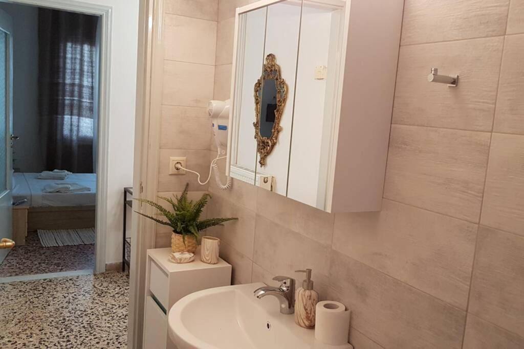 Ellis Home With Private Entrance And Nice Veranda Chania  ภายนอก รูปภาพ
