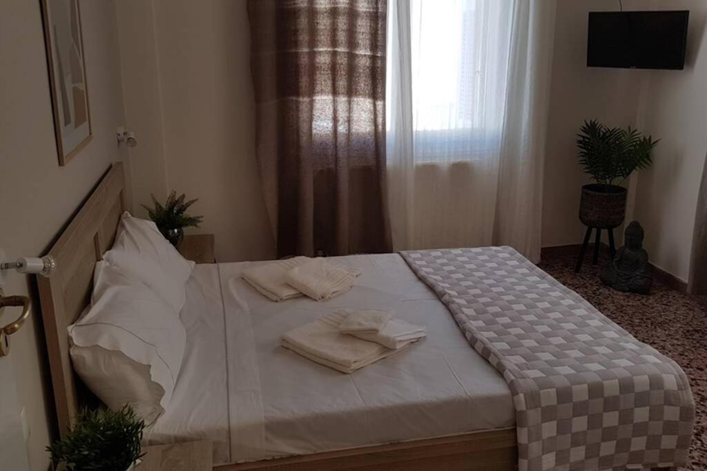 Ellis Home With Private Entrance And Nice Veranda Chania  ภายนอก รูปภาพ