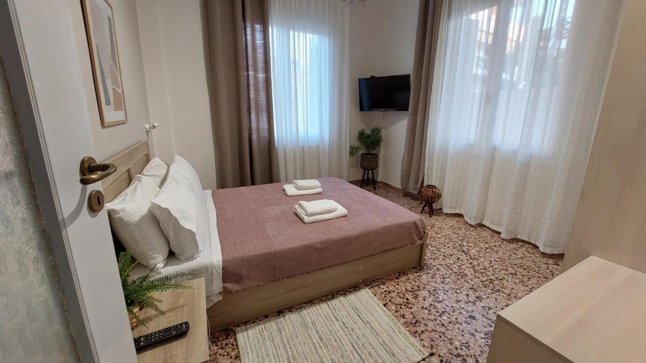 Ellis Home With Private Entrance And Nice Veranda Chania  ภายนอก รูปภาพ