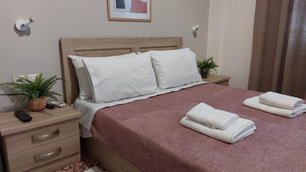 Ellis Home With Private Entrance And Nice Veranda Chania  ภายนอก รูปภาพ